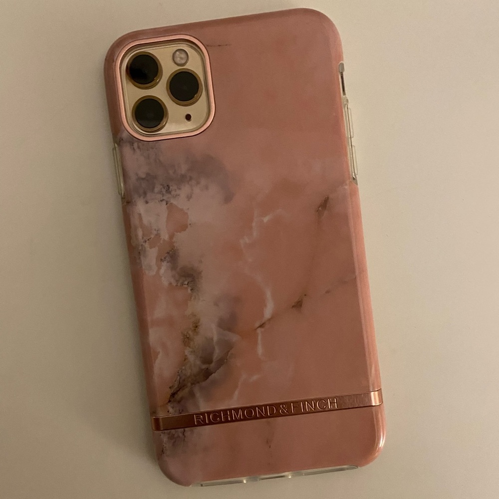 Richmond & Finch IPhone 11 Pro Max Case